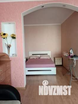1-к квартира, посуточно, 40м2, 9/17 этаж