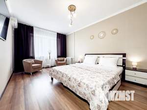 1-к квартира, посуточно, 47м2, 1/10 этаж