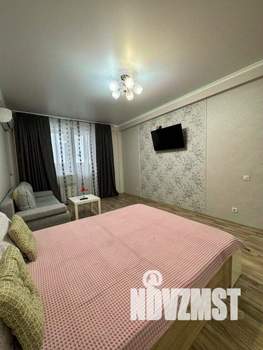 1-к квартира, посуточно, 42м2, 1/1 этаж