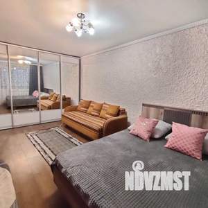 1-к квартира, посуточно, 33м2, 8/9 этаж