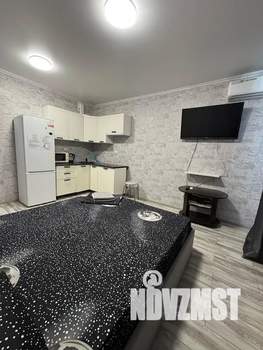 Студия квартира, посуточно, 26м2, 10/17 этаж