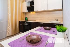 1-к квартира, посуточно, 35м2, 7/17 этаж