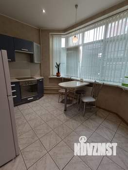 1-к квартира, посуточно, 42м2, 1/17 этаж