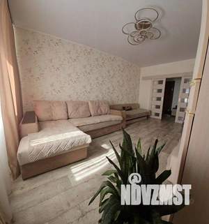 3-к квартира, посуточно, 63м2, 1/1 этаж