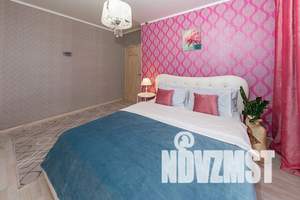 2-к квартира, посуточно, 60м2, 2/4 этаж