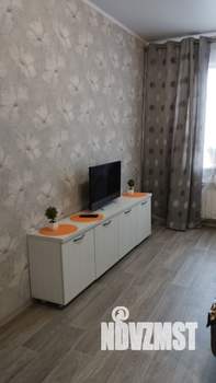 1-к квартира, посуточно, 40м2, 1/17 этаж