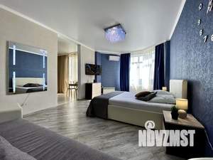 1-к квартира, посуточно, 50м2, 1/1 этаж