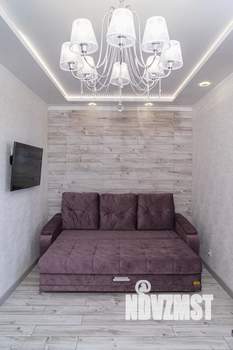 Студия квартира, посуточно, 35м2, 10/11 этаж