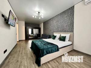 1-к квартира, посуточно, 42м2, 1/1 этаж