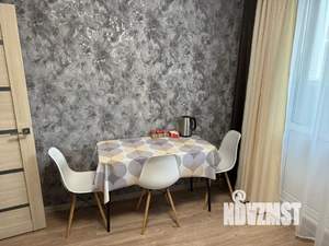 1-к квартира, посуточно, 40м2, 16/17 этаж