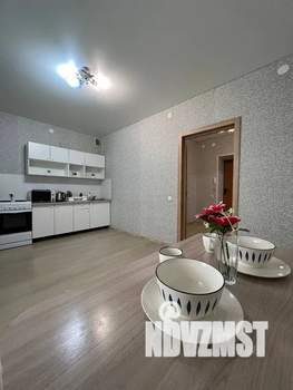 1-к квартира, посуточно, 38м2, 2/13 этаж