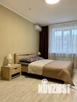 1-к квартира, посуточно, 40м2, 7/17 этаж
