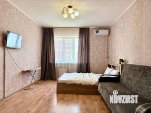 1-к квартира, посуточно, 38м2, 3/18 этаж