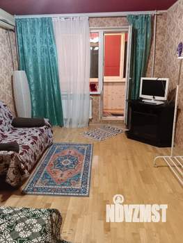 1-к квартира, посуточно, 38м2, 4/10 этаж