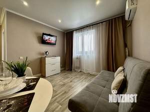 1-к квартира, посуточно, 40м2, 16/17 этаж