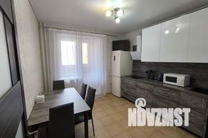 1-к квартира, посуточно, 10м2, 1/1 этаж