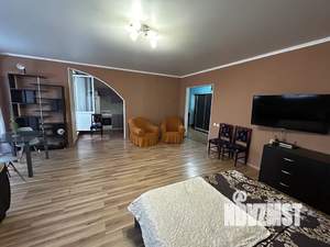 Студия квартира, посуточно, 64м2, 11/12 этаж