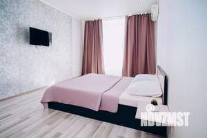 1-к квартира, посуточно, 47м2, 1/1 этаж