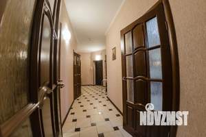 1-к квартира, посуточно, 60м2, 1/1 этаж