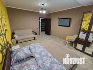 1-к квартира, посуточно, 38м2, 1/1 этаж