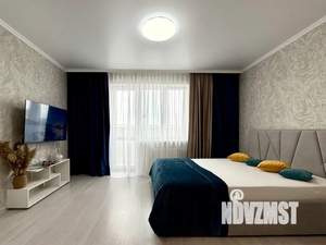 Студия квартира, посуточно, 35м2, 15/17 этаж