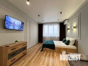 1-к квартира, посуточно, 42м2, 7/17 этаж