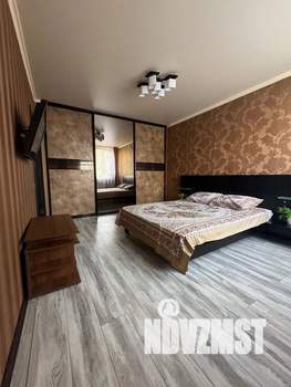 2-к квартира, посуточно, 65м2, 1/17 этаж