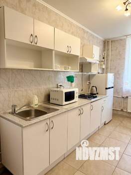 1-к квартира, посуточно, 38м2, 4/11 этаж