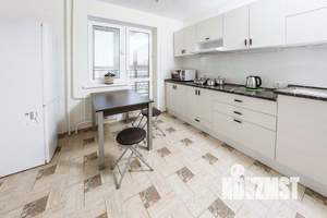 1-к квартира, посуточно, 65м2, 1/1 этаж