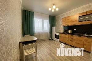 2-к квартира, посуточно, 65м2, 10/17 этаж