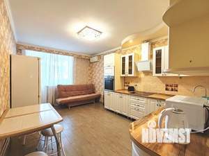2-к квартира, посуточно, 75м2, 1/1 этаж