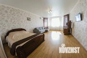 1-к квартира, посуточно, 55м2, 1/1 этаж