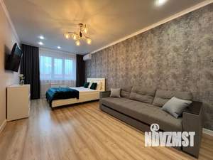 1-к квартира, посуточно, 43м2, 10/17 этаж