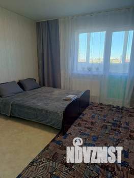 Студия квартира, посуточно, 27м2, 5/18 этаж