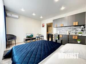Студия квартира, посуточно, 31м2, 14/24 этаж