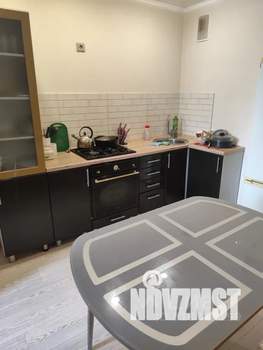 1-к квартира, посуточно, 42м2, 9/9 этаж