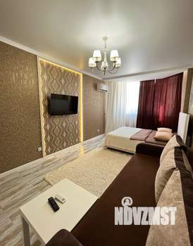 1-к квартира, посуточно, 40м2, 3/17 этаж