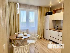 1-к квартира, посуточно, 38м2, 8/17 этаж