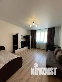 2-к квартира, посуточно, 60м2, 10/17 этаж