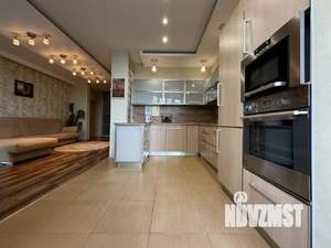 2-к квартира, посуточно, 65м2, 1/1 этаж