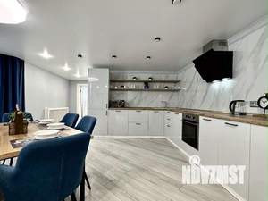 2-к квартира, посуточно, 85м2, 1/1 этаж