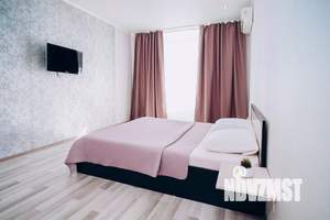 1-к квартира, посуточно, 47м2, 1/1 этаж