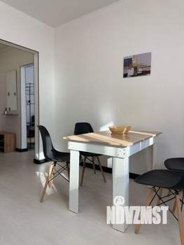 1-к квартира, посуточно, 40м2, 10/18 этаж