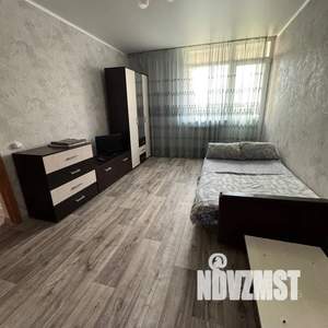 1-к квартира, посуточно, 38м2, 1/17 этаж