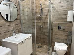 Студия квартира, посуточно, 35м2, 10/16 этаж