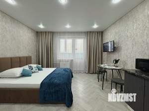 Студия квартира, посуточно, 35м2, 17/24 этаж