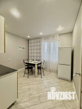 1-к квартира, посуточно, 40м2, 10/17 этаж