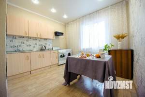 1-к квартира, посуточно, 42м2, 1/1 этаж