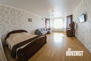 1-к квартира, посуточно, 55м2, 1/1 этаж