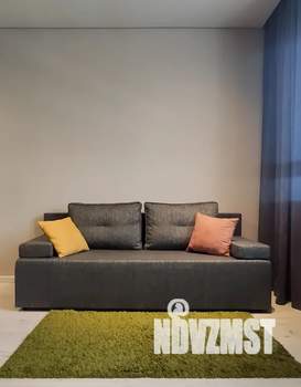 2-к квартира, посуточно, 40м2, 10/18 этаж